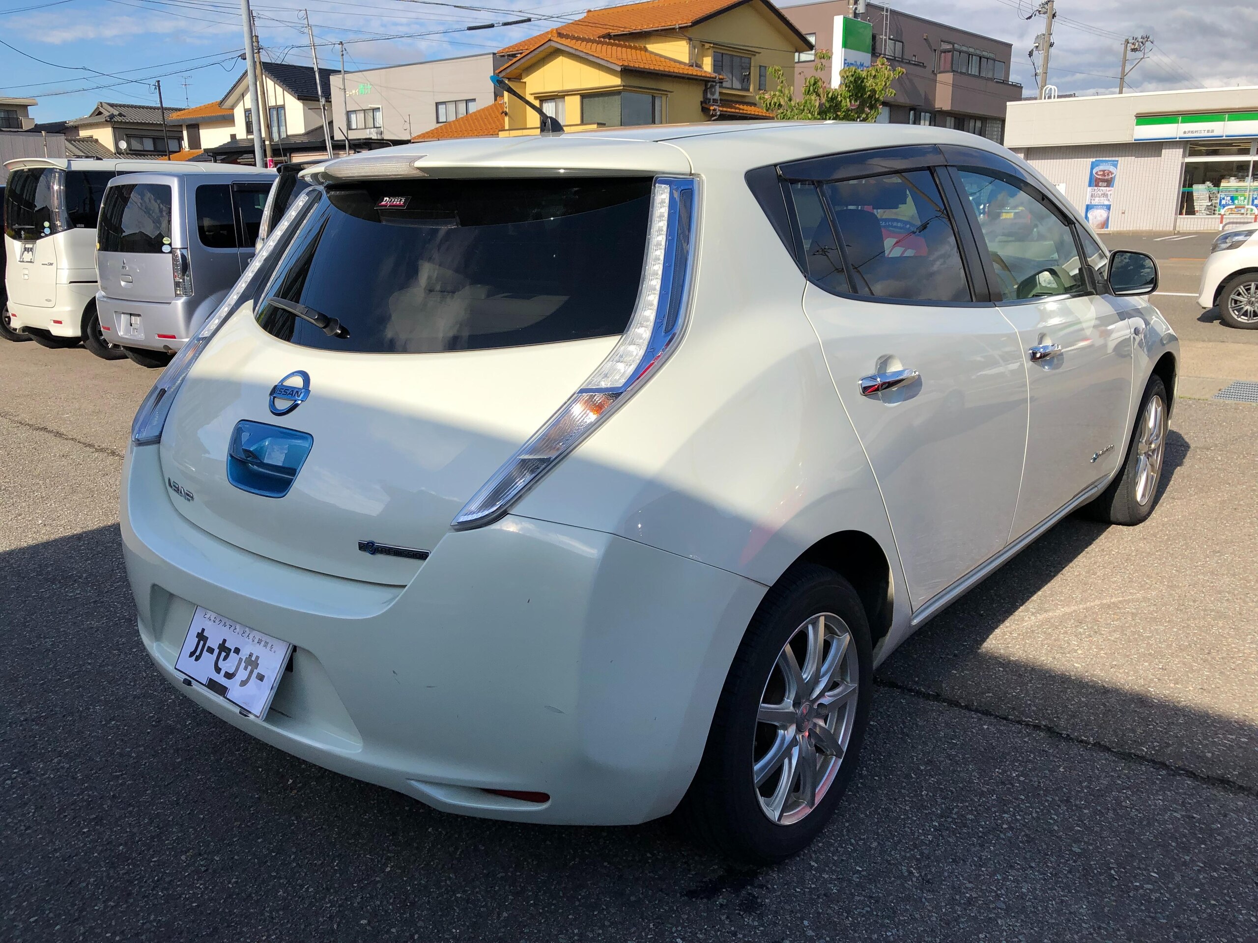 2011 Nissan Leaf X